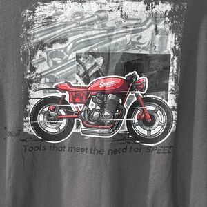 Snap-on Men's Grey and Black T-shirt